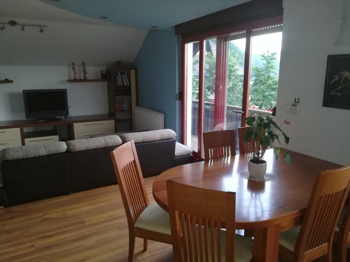 Apartma Zmalinka Stahovica ภายนอก รูปภาพ